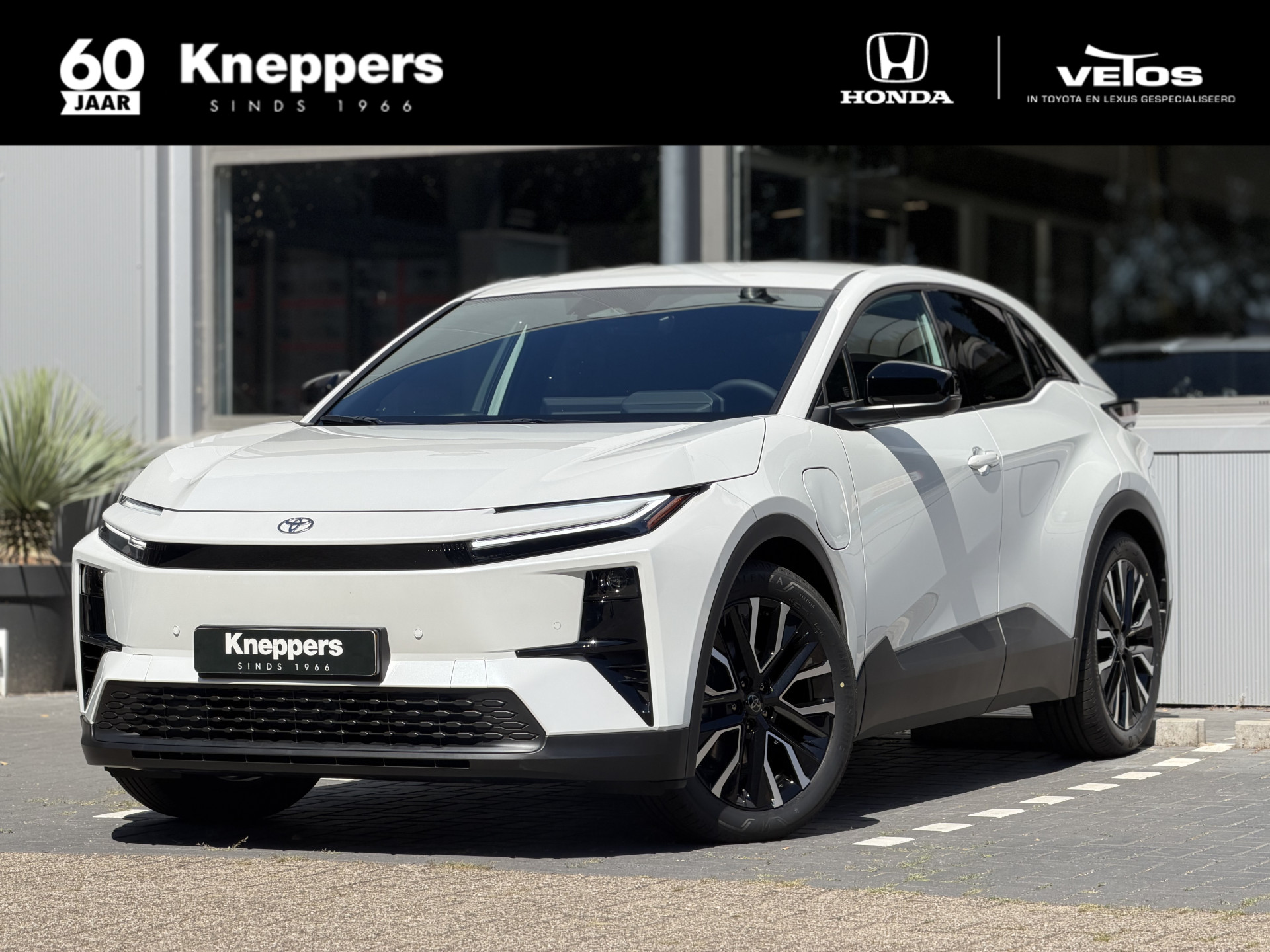 Toyota C-HR+